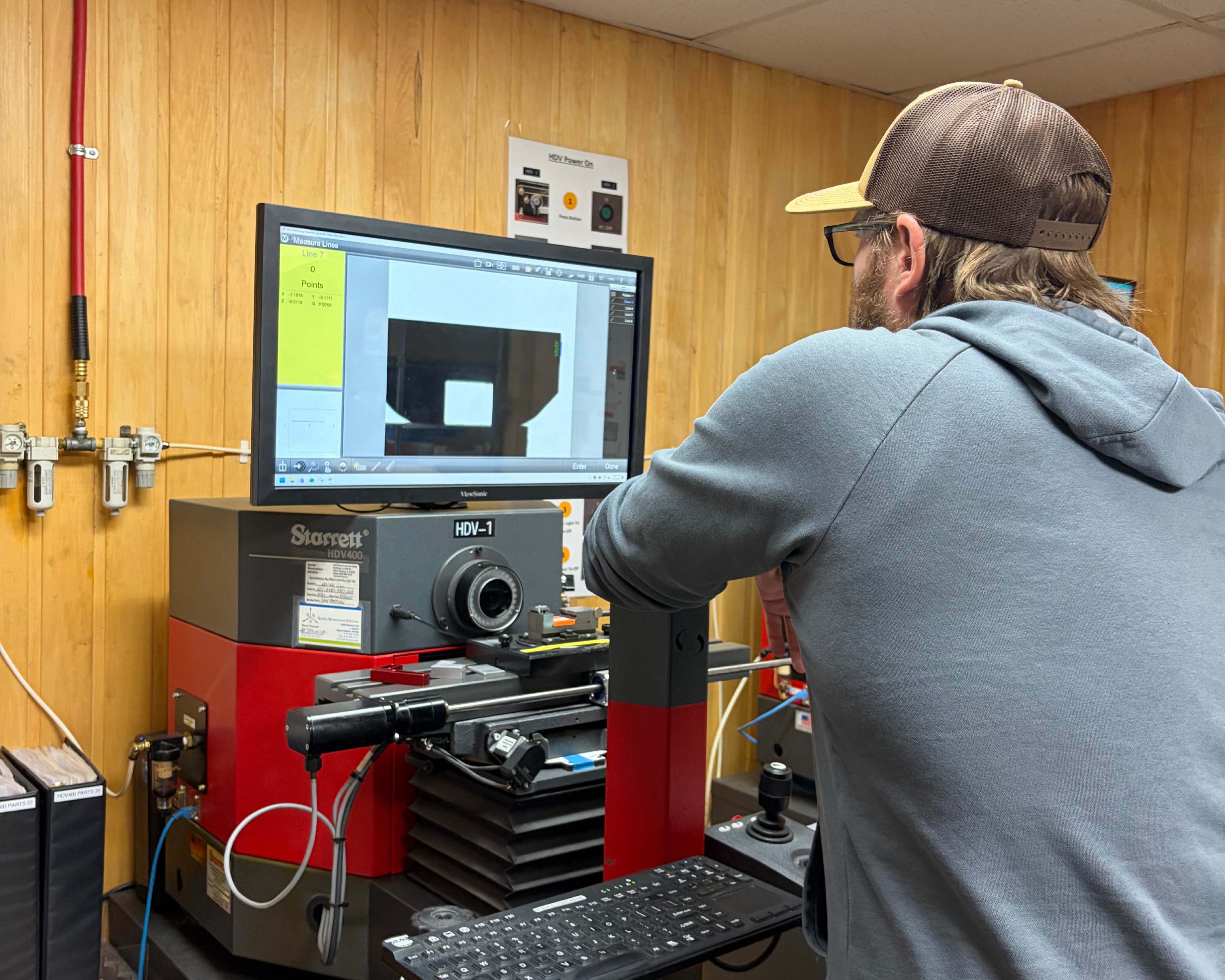 Dimensional measurement on the HDV vision system